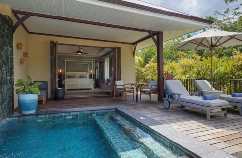 Praslin Island House | Spacious 9-bedroom estate in delightful Anse Volbert Village