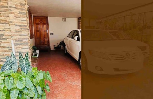 University of Kerala Senate House Campus Apartment | Spacious AC Bedroom with Attached Bathroom, in the Heart of Trivandrum