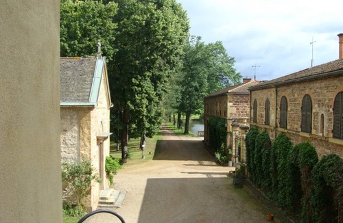 Parigny Cottage | Spacious accommodation with leisure activities and outdoor space