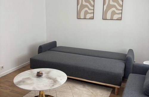 Noisy-le-Sec Apartment | Spacious accommodation 15 minutes from Paris