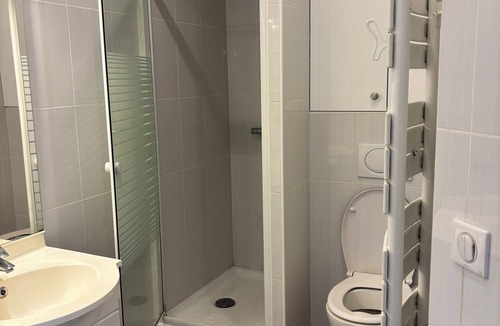 Noisy-le-Sec Apartment | Spacious accommodation 15 minutes from Paris