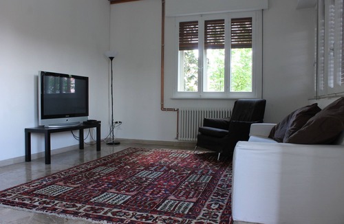 Treviso Apartment | Spacious accommodation within walking distance of the historic center, 25 minutes by train from Venice