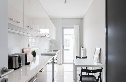 Marousi Apartment | Spacious & Airy 1BR Apartment near HELEXPO Marousi