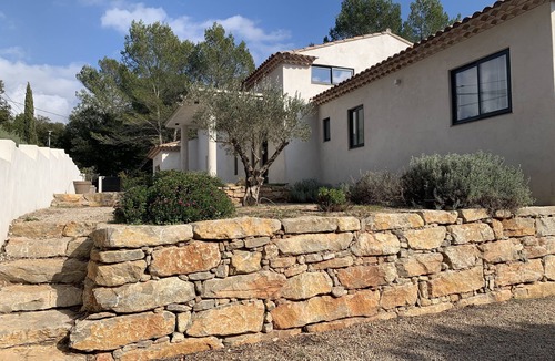 Flassans-sur-Issole Villa | Spacious and quiet villa classified 4 * furnished with tourism