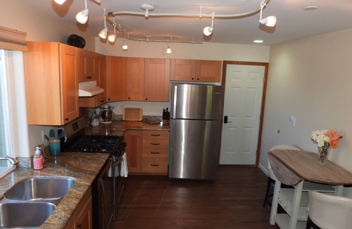 Anacortes House | Spacious Anacortes ocean view retreat!