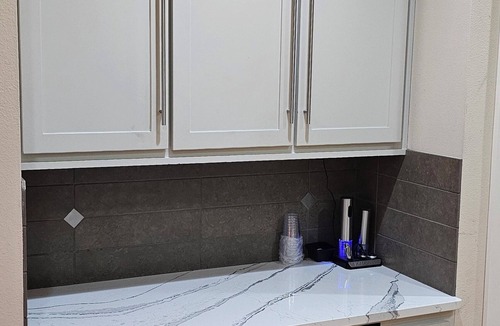 Kent House | Spacious and beautiful 5-bedroom house in marvelous Auburn Lea Hill area with AC