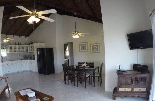 Welches Villa | Spacious and breezy. Just steps to the beach!