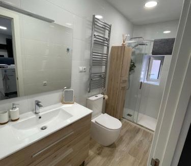 Santutxu Apartment | Spacious and bright downtown apartment in Bilbao