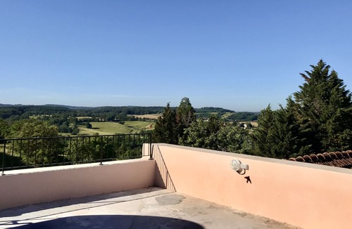 Lormes House | Spacious and bright house with terraces and beautiful views of the countryside.