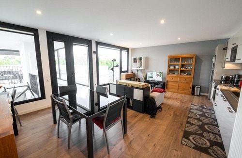 Bastide-Brazza Apartment | Spacious and bright nest with beautiful terrace