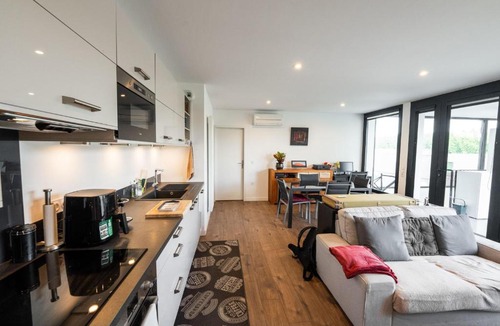 Bastide-Brazza Apartment | Spacious and bright nest with beautiful terrace