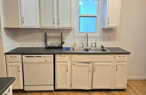 Victory House | Spacious and Centrally located home