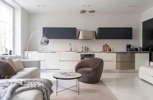 Punavuori Apartment | Spacious and central apartment with private sauna