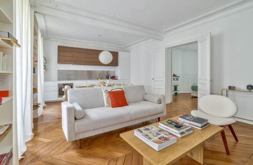 Passy Apartment | Spacious and Charming 2BR Apartment - Paris 16th