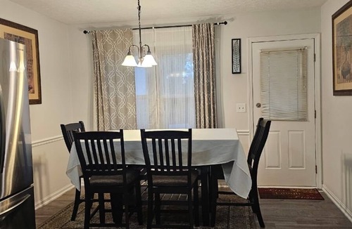 Reynoldsburg House | Spacious and comfortable single family home with finished basement.