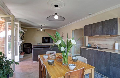 Roanne Cottage | Spacious and comfortable lodging with terrace in Roanne