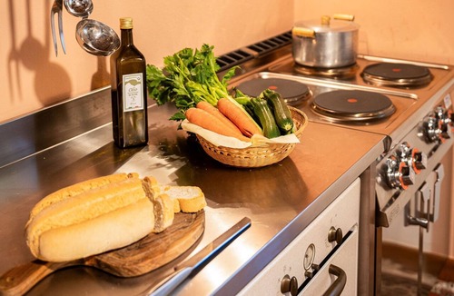 Corinaldo Villa | Spacious and cosy villa with pool in the countryside, just 15 minutes from the beaches of Senigallia