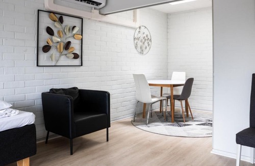 Vantaa Apartment | Spacious and cozy 2-room apartment for 4 in Kaivoksela, Vantaa