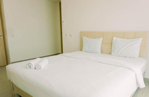 Tangerang Apartment | Spacious and Elegant 2BR with Private Lift at Hillcrest House Apartment By Travelio