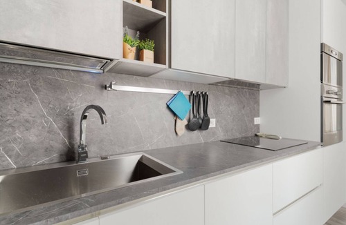 Zona Farini Apartment | Spacious and elegant 74m2 apartment, ideal for 4 people, located on the first floor of a building with lift.The accommodation is located in Viale Stelvio, a key and well-connected area that connects the residential and commercial area of ​Viale Zara