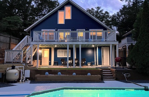 Decatur House | Spacious and fabulous Southern House in Decatur with pool