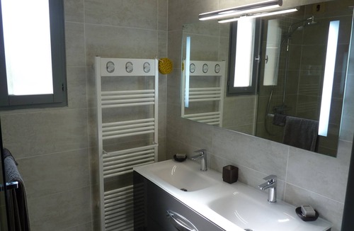 Fontanil-Cornillon Apartment | SPACIOUS AND LUMINOUS COMFORTABLE APARTMENT RENTAL NEAR GRENOBLE