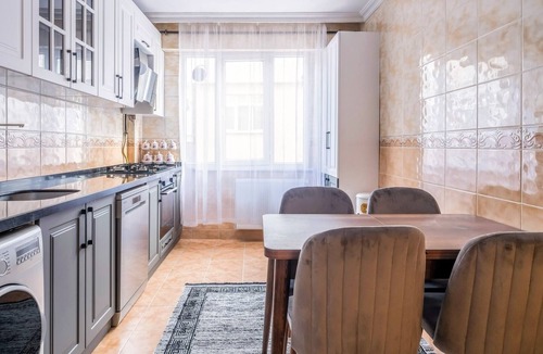 Bahcelievler Apartment | Spacious and Fully Furnished Flat in Bahcelievler