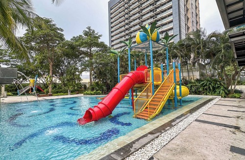 Surabaya Apartment | Spacious And Lavish 4Br At The Via And The Vue Ciputra World Apartment
