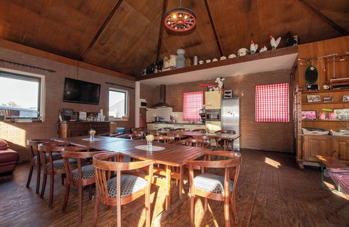 Leidschendam Apartment | Spacious and luxurious 4 to 6 person apartment.