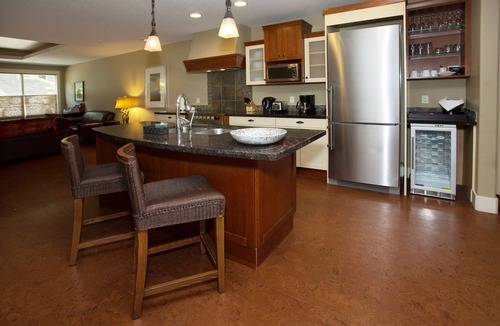 Canmore Condo | Spacious And Luxurious Resort Condo In Beautiful Canmore, AB