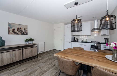 Merenwijk Apartment | Spacious and luxurious first flloor apartment with balcony- Kaag (12)