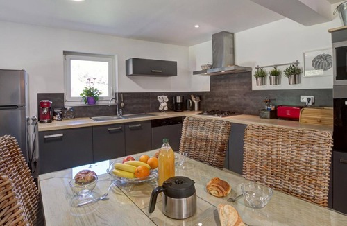 Pilat Rhodanien Cottage | Spacious and modern cottage with terrace in the heart of nature
