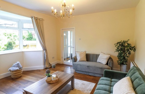 Durham House | Spacious and Modern Durham Home