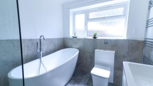 Durham House | Spacious and Modern Durham home