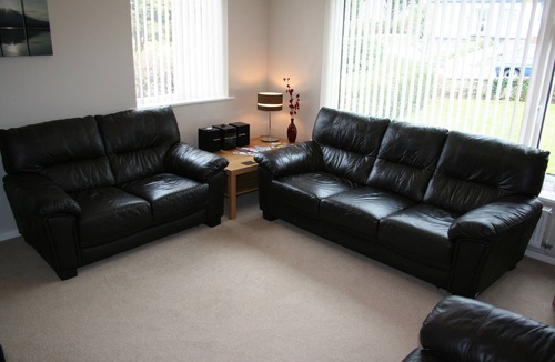 Benllech House | Spacious and modern family holiday home