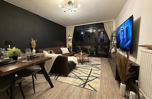 Hillrise Apartment | Spacious and modern flat in Archway