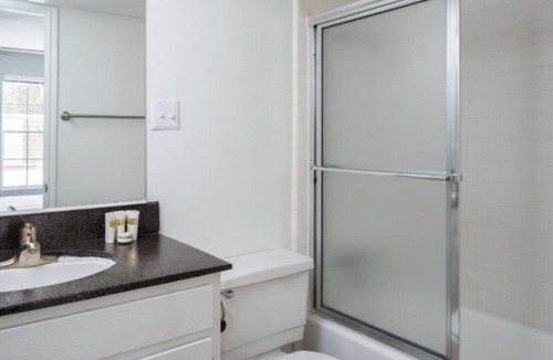 The Galleria Apartment | Spacious and Modern Hotel Suites with Heated Pool, Gym and Hot Tub!