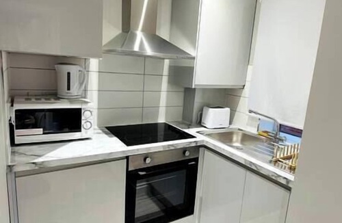 Northolt Mandeville Apartment | Spacious and newly built,perfect for your getaway!
