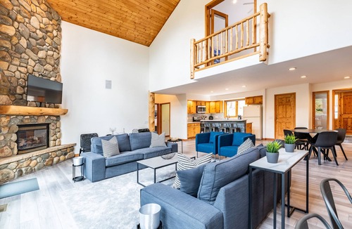 Blue River House | Spacious and Peaceful 5 Mins to Ski Area/Main St