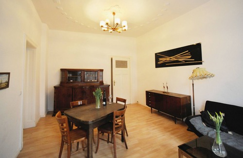 Gesundbrunnen Apartment | Spacious and Renovated Pre-War Apartment With a New Bath and 2 Balconies