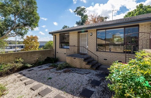 Cook Apartment | Spacious and Restful Holiday Home with Backyard