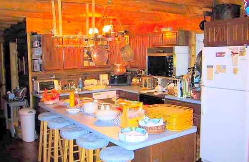 Thurmont Cabin | Spacious and Rustic Cabin Rental in the Woods near Catoctin Mountain Park, Maryland
