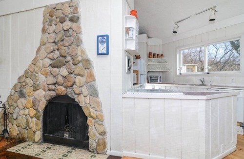 Culloden Shores House | Spacious and Tranquil Montauk Home with Lots of Privacy!