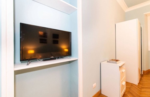 Crocetta Apartment | Spacious and very comfortable apartment perfect for 4 guests is located in the Crocetta district and has everything you need for a magnificent stay. We are a few minutes walk from Porta Nuova and the historic center, Nearby there is tram 4 which crosses