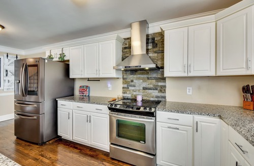 Anderson Cottage | Spacious Anderson Home: Great for Group Retreats