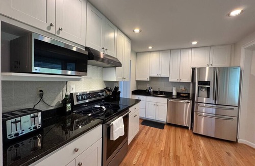 Annandale House | Spacious Annandale Gem - Near DC