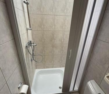 Moerfelden-Walldorf Apartment | Spacious Apartment in Mörfelden-Walldorf