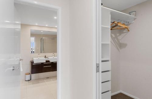 Mount Maunganui Apartment | Spacious apartment in Mount Maunganui
