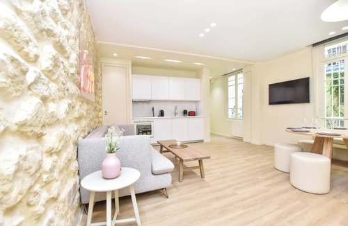 Quartier du Faubourg-Montmartre Apartment | Spacious apartment - 3BR/8P - Pigalle/Musée Grévin