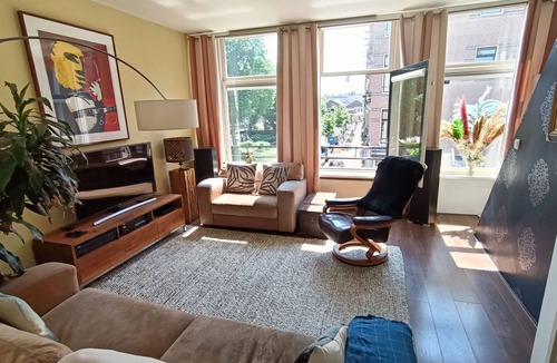 Da Costabuurt Apartment | Spacious apartment, approx 75m² with in Old West with views, large living room and roof terrace